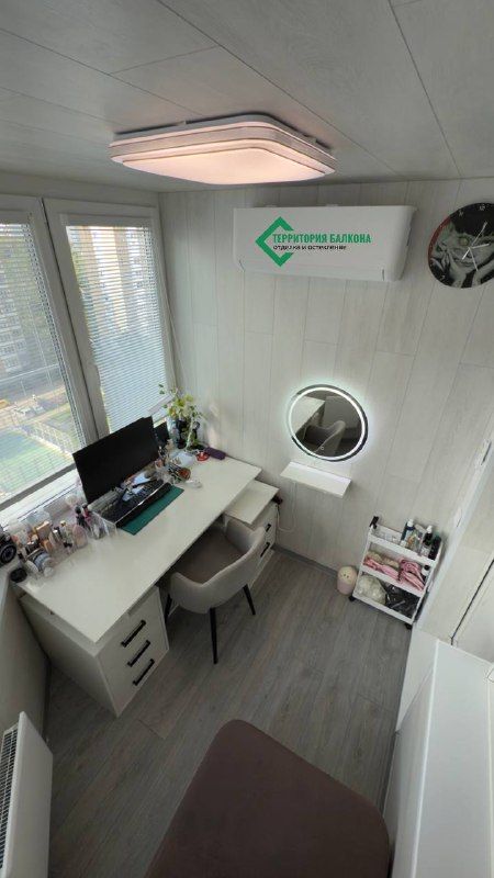 Комната-кабинет на лоджии в доме П-44: после отделки, фото 4