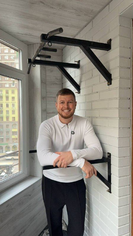 Евгений на готовом объекте: спортивный уголок на балконе
